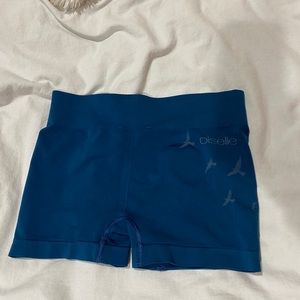 Oiselle work out shorts